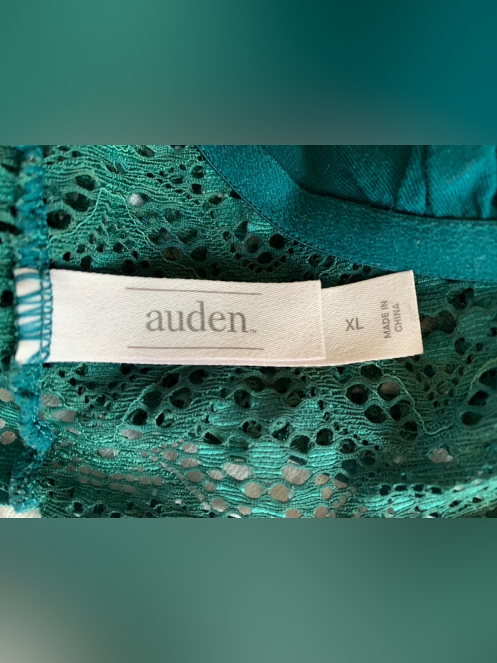 Bundle of Four Bras/Bralettes Lacy Sheer XL 40B EUC - Picture 12 of 12